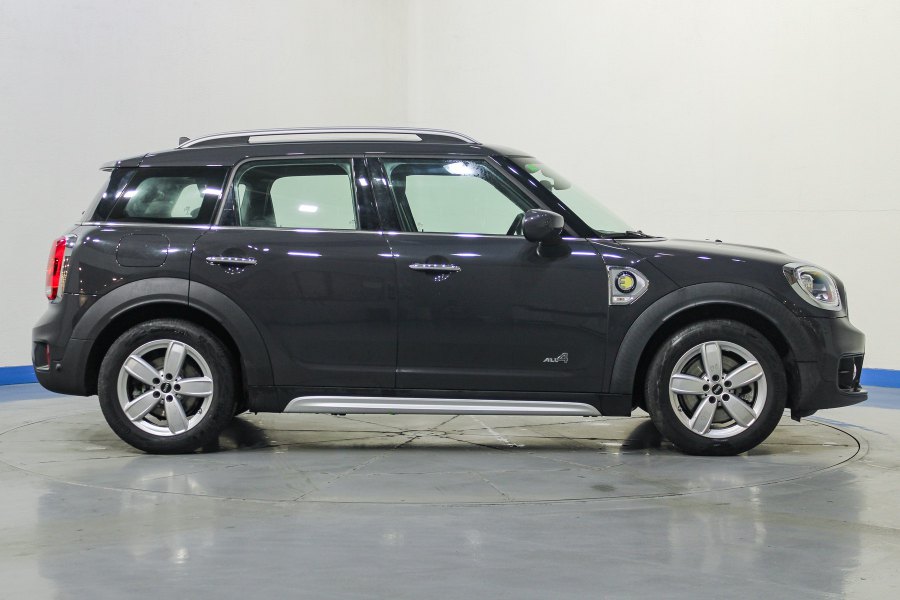 MINI Countryman Híbrido enchufable Cooper S E ALL4 6