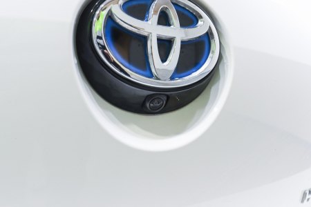 Toyota Corolla Híbrido 1.8 125H BUSINESS PLUS E-CVT 13