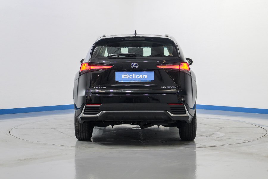 Lexus NX Híbrido 2.5 300h Business Navigation 2WD 4