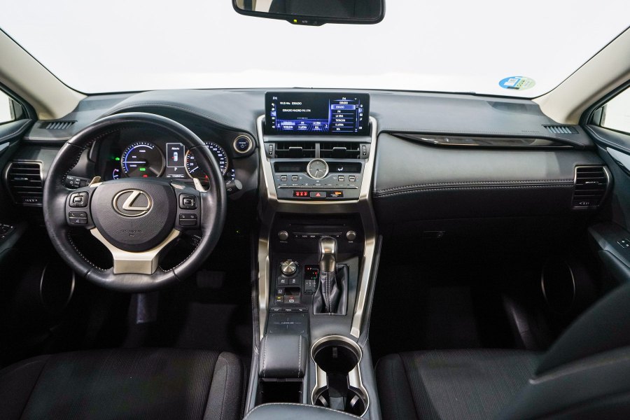 Lexus NX Híbrido 2.5 300h Business Navigation 2WD 11