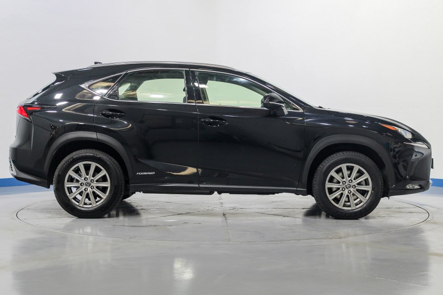 Lexus NX Híbrido 2.5 300h Business Navigation 2WD 6