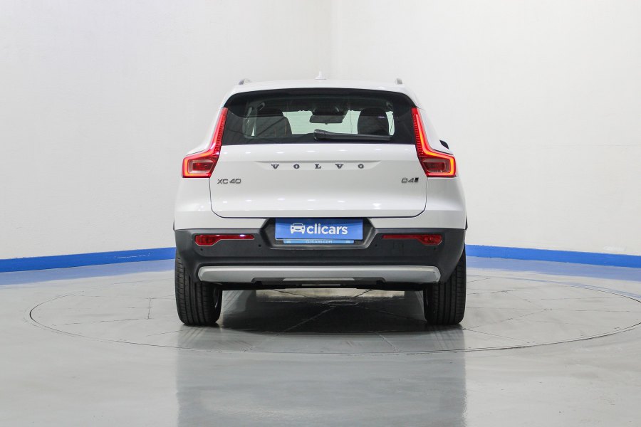 Volvo XC40 Diésel XC40 D4 Momentum AWD Aut. 4