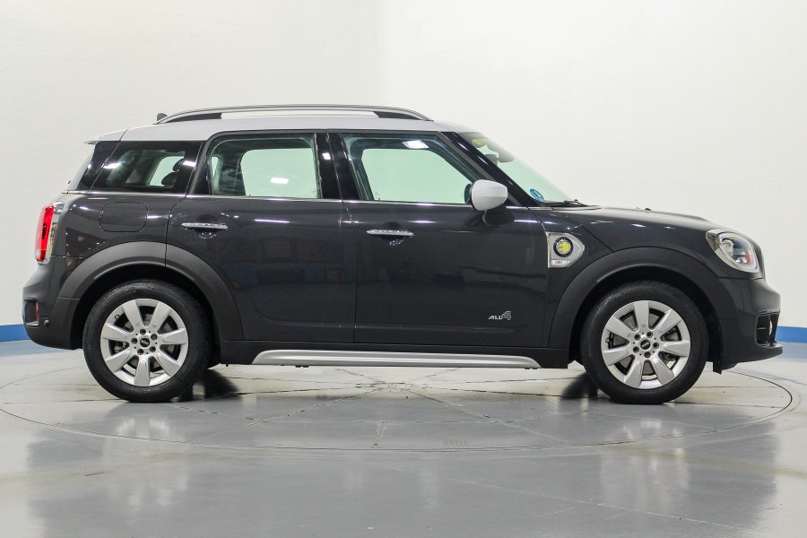 MINI Countryman Híbrido enchufable COUNTRYMAN COOPER S E ALL4 6