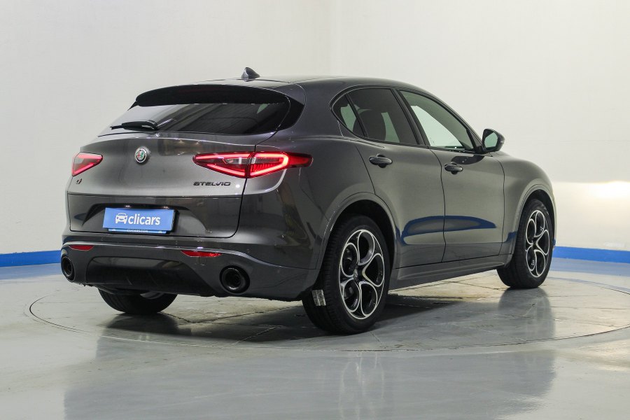 Alfa Romeo Stelvio Diésel 2.2 Diésel 154kW (210CV) Veloce Q4 5