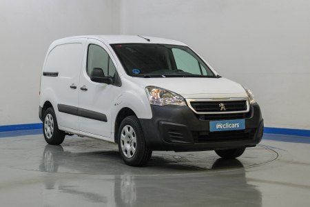 Analizamos el Peugeot Partner Furgón: ¿cuál es el mejor utilitario?