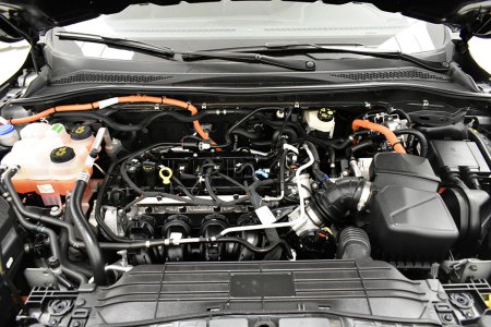 Ford Kuga Híbrido ST-Line 2.5 Duratec FHEV 140kW Auto 17