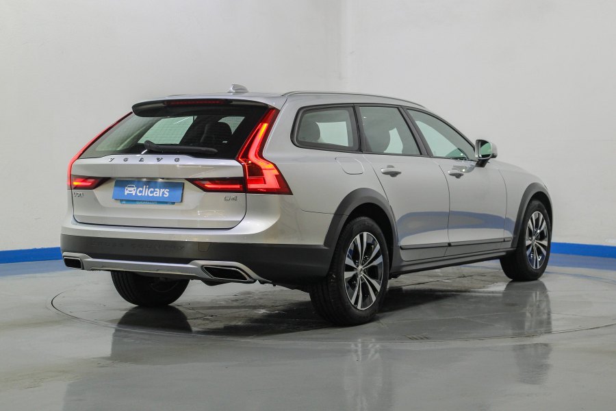 Volvo V90 Cross Country Diésel 2.0 D4 AWD Auto 5