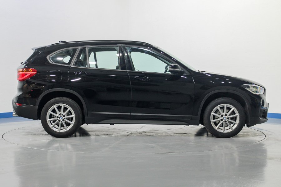 BMW X1 Diésel sDrive18dA Business 6