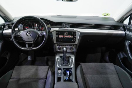 Volkswagen Passat Advance 2.0 TDI 110kW(150CV) DSG Variant 6