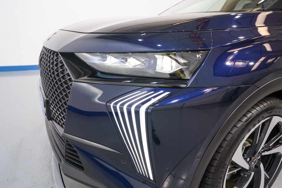 DS DS 7 Crossback Híbrido enchufable 1.6 E-Tense 300 PERF. LINE + Auto 4WD 9