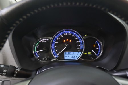 Toyota Yaris Híbrido Hybrid Active 17