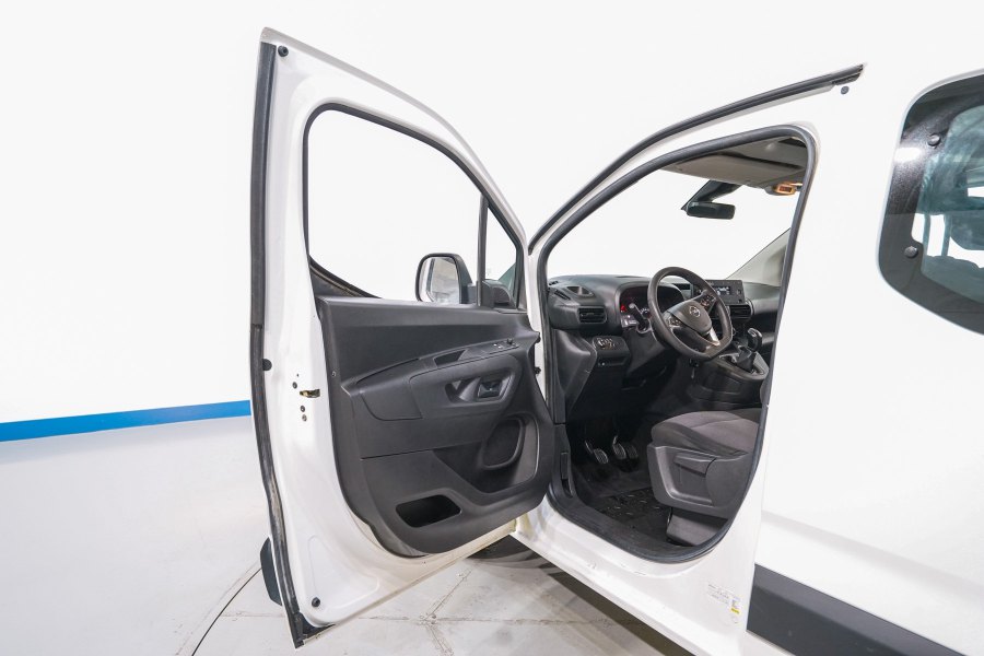 Opel Combo Life Diésel 1.5 TD 75kW (100CV) S/S Expression L 17