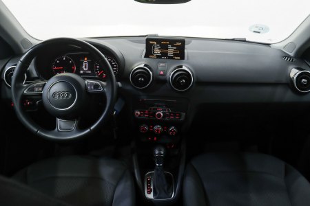 Audi A1 Diésel Sportback 1.4 TDI S tronic Attraction 13