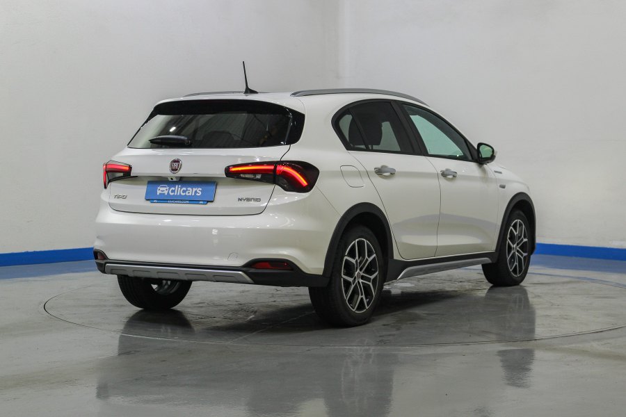 Fiat Tipo Mild hybrid Cross 1.5 Hybrid 97kW (130CV) DCT 5