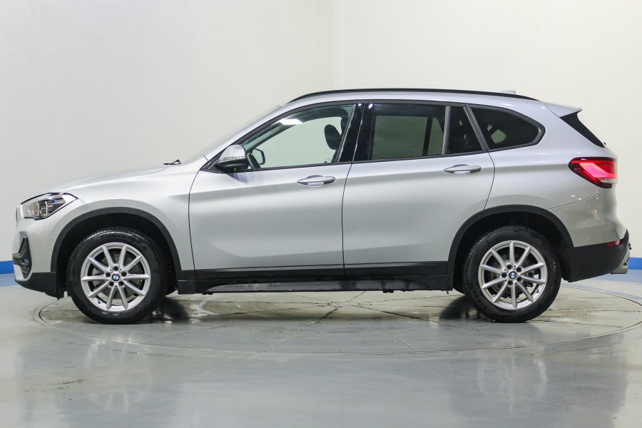 BMW X1 Diésel sDrive18dA Corporate 7