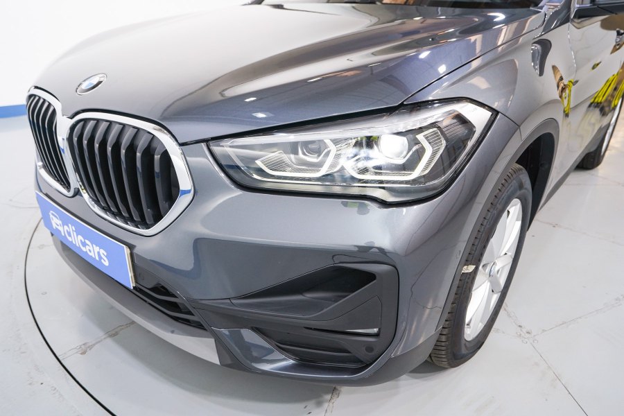 BMW X1 Diésel sDrive18dA Corporate 9