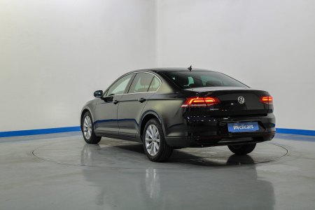 Volkswagen Passat Diésel Advance 2.0 TDI 110kW (150CV) 9