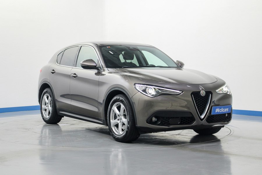 Alfa Romeo Stelvio Diésel Stelvio 2.2 Super RWD 180 Aut. 3