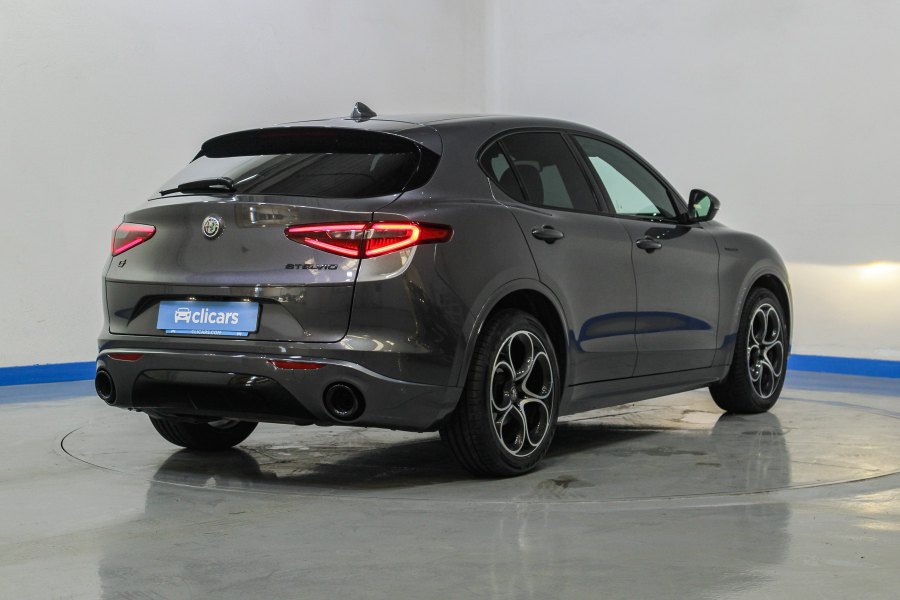 Alfa Romeo Stelvio Diésel 2.2 Diésel 154kW (210CV) Veloce Q4 5