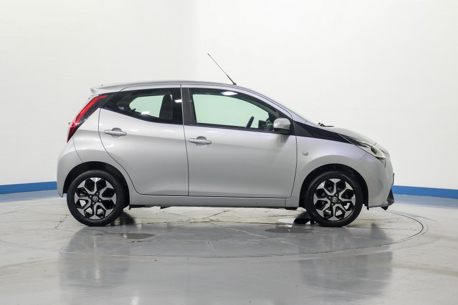 Toyota Aygo Gasolina Aygo 70 x-play 6