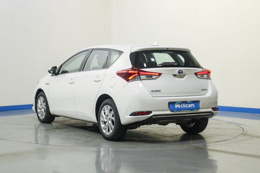 Toyota Auris Híbrido 1.8 140H Hybrid Active (Business Plus) 8