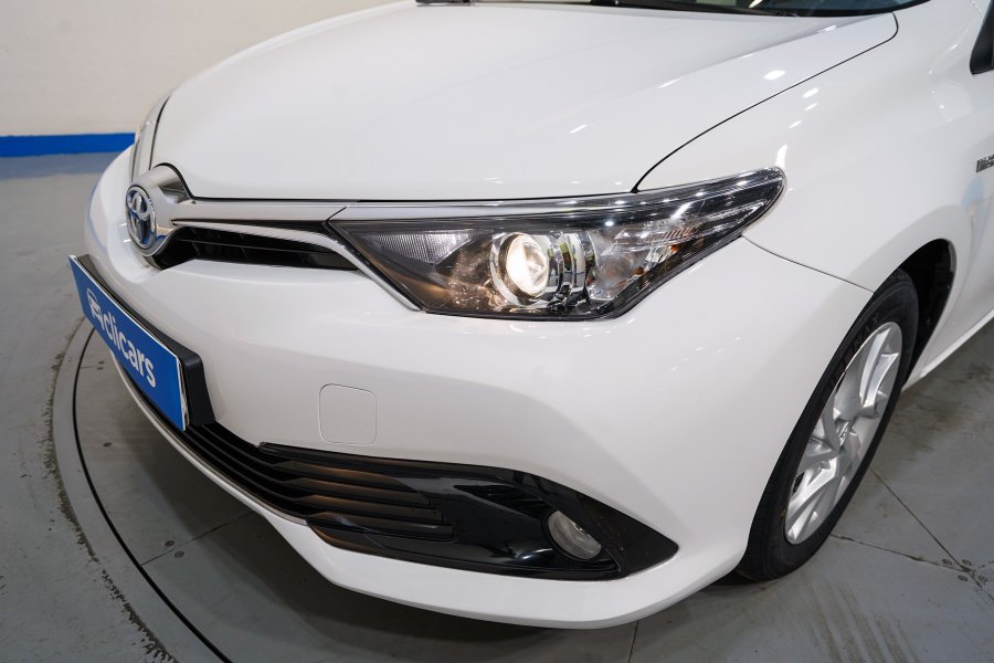 Toyota Auris Híbrido 1.8 140H Hybrid Active (Business Plus) 9