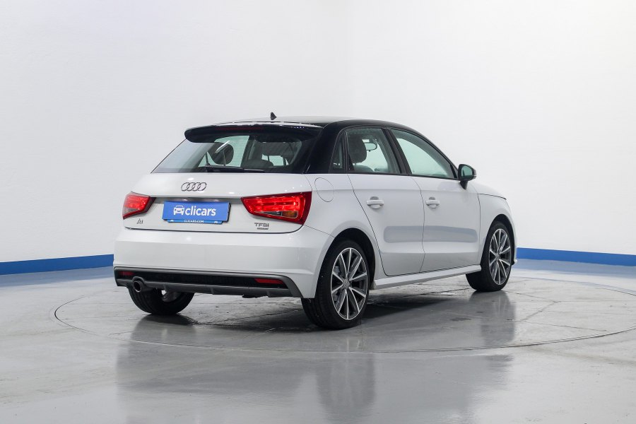 Audi A1 Gasolina Sportback 1.0 TFSI Adrenalin 5