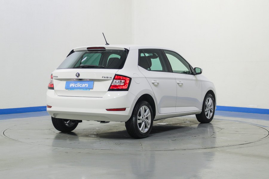 Skoda Fabia Gasolina 1.0 MPI 44KW (60cv) Ambition 5