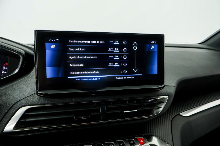 Peugeot 3008 SUV Gasolina 3008 1.2 S&S PureTech Allure Pack 130 29