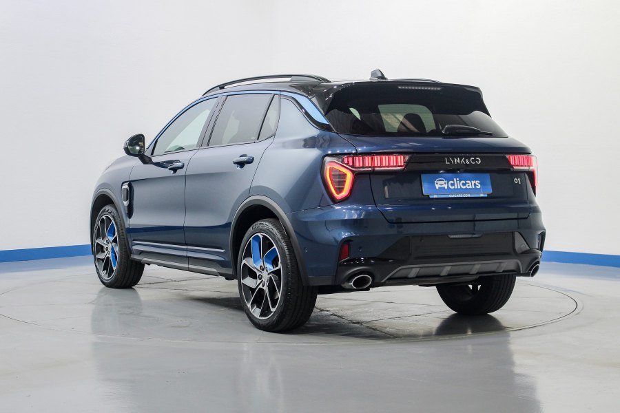 Lynk & Co 01 Híbrido enchufable 1.5 PHEV 8