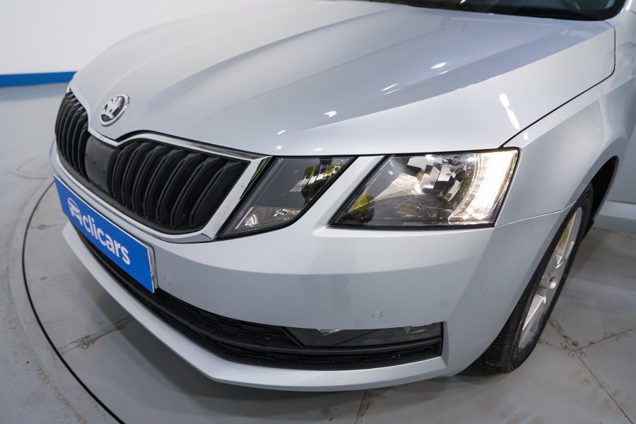 Skoda Octavia Diésel 1.6 TDI 85KW (115CV) Ambition 9