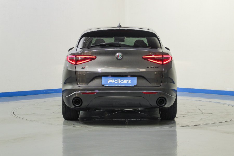 Alfa Romeo Stelvio Diésel 2.2 Diésel 154kW (210CV) Veloce Q4 4