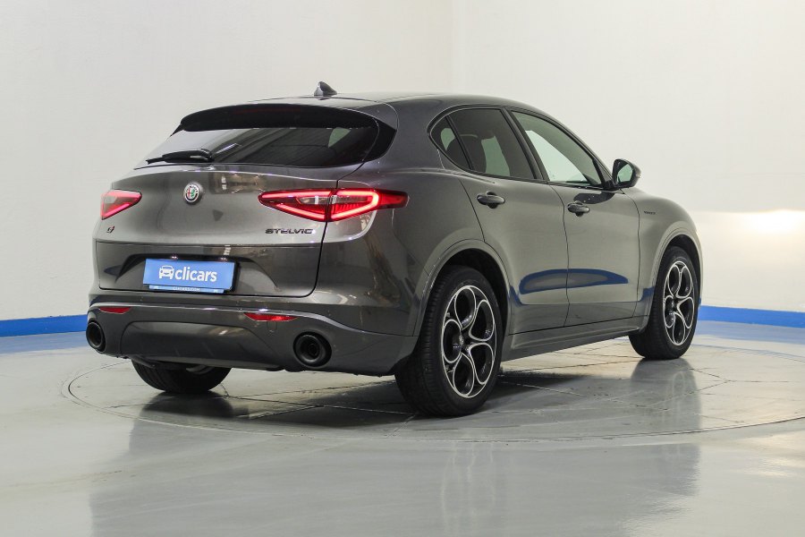 Alfa Romeo Stelvio Diésel 2.2 Diésel 154kW (210CV) Veloce Q4 5