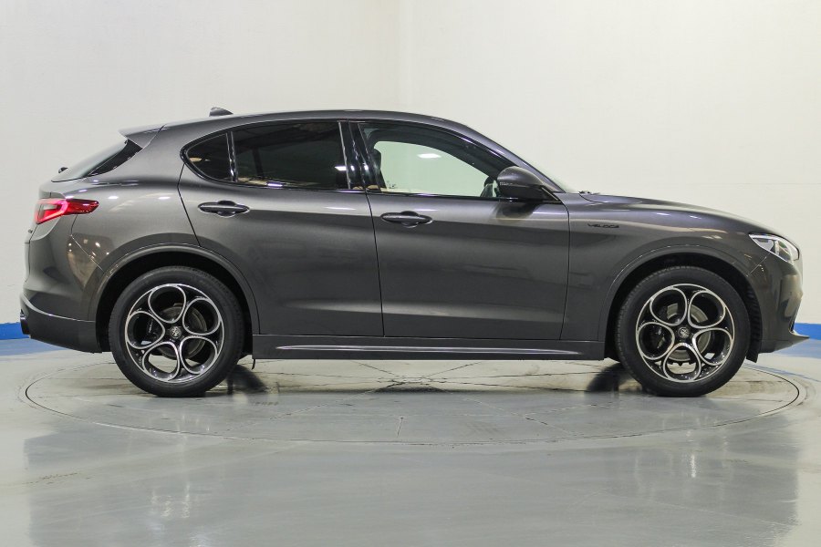 Alfa Romeo Stelvio Diésel 2.2 Diésel 154kW (210CV) Veloce Q4 6