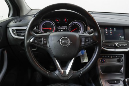 Opel Astra Diésel 1.6 CDTi 110 CV Selective ST 20