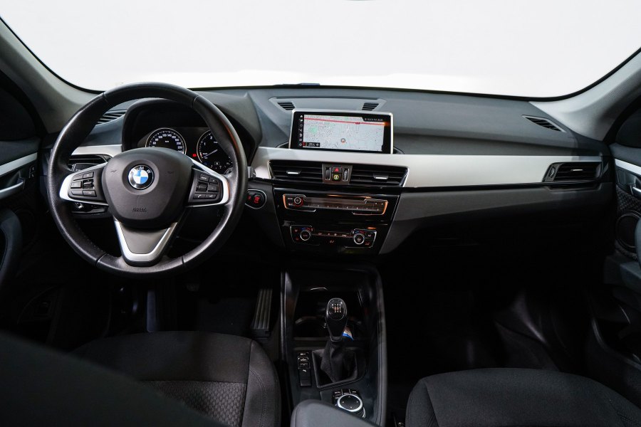 BMW X1 Diésel sDrive18d 11