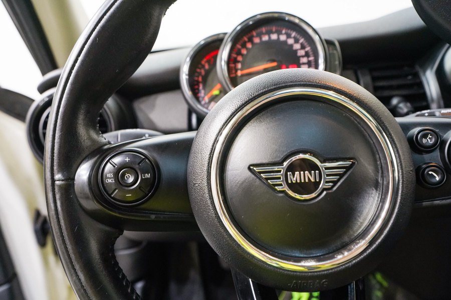 MINI MINI Gasolina ONE 5 PUERTAS 23