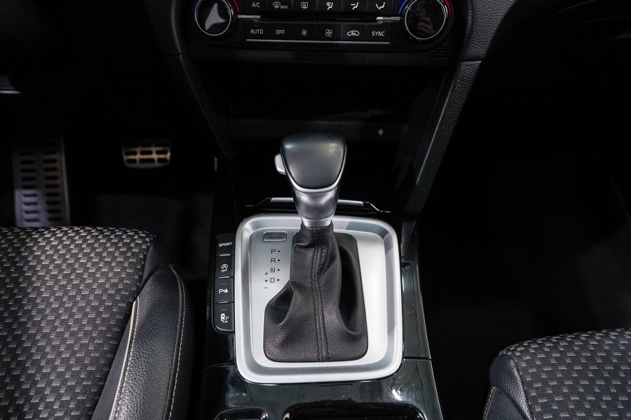 Kia XCeed Gasolina 1.6 T-GDi Emotion 150kW (204CV) DCT 26