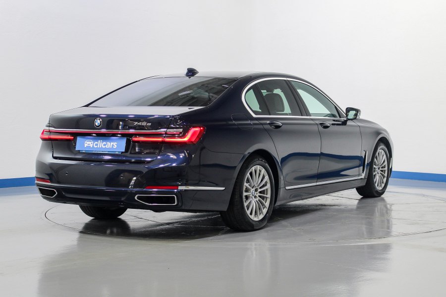 BMW Serie 7 Híbrido enchufable 745e 5