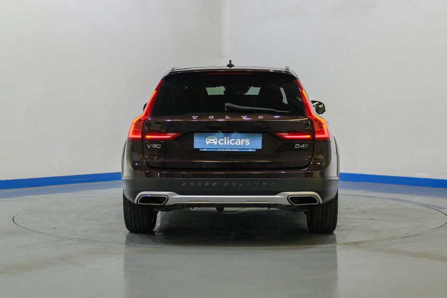 Volvo V90 Cross Country Diésel 2.0 D4 AWD Pro Auto 4