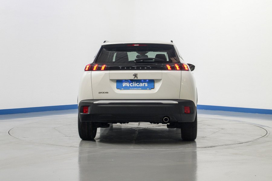 Peugeot 2008 Diésel Allure BlueHDI 81kW (110CV) 4