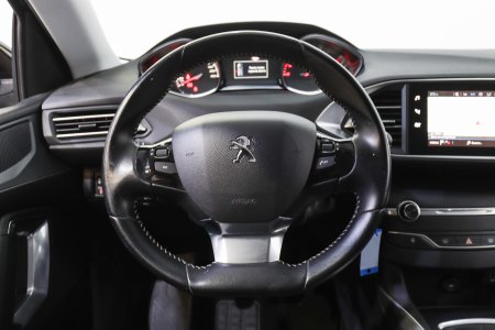 Peugeot 308 Diésel 5p Allure 1.5 BlueHDi 96KW (130CV) 19