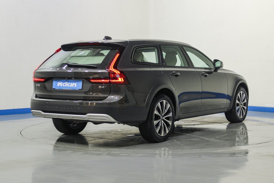 Volvo V90 Cross Country Mild hybrid 2.0 B4 D Pro AWD Auto 5