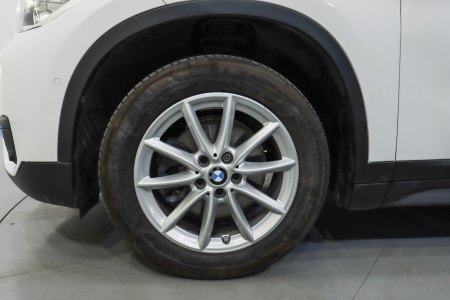 BMW X1 Diésel sDrive18d 12