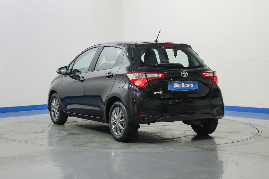 Toyota Yaris Gasolina 1.0 70 City 8