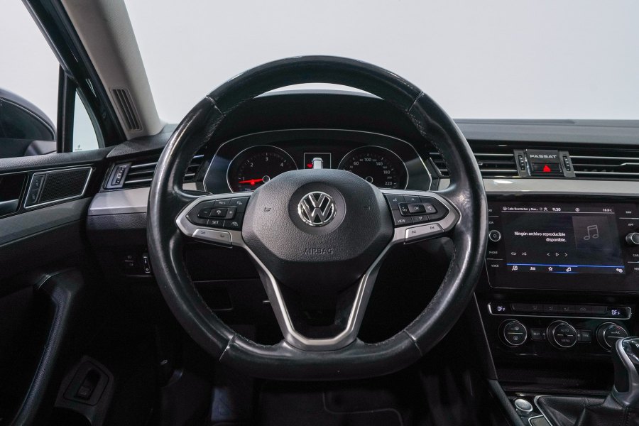 Volkswagen Passat Diésel Variant Executive 2.0 TDI 110kW (150CV) 20