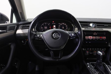 Volkswagen Passat Diésel Sport 2.0 TDI 110kW (150CV) DSG 19