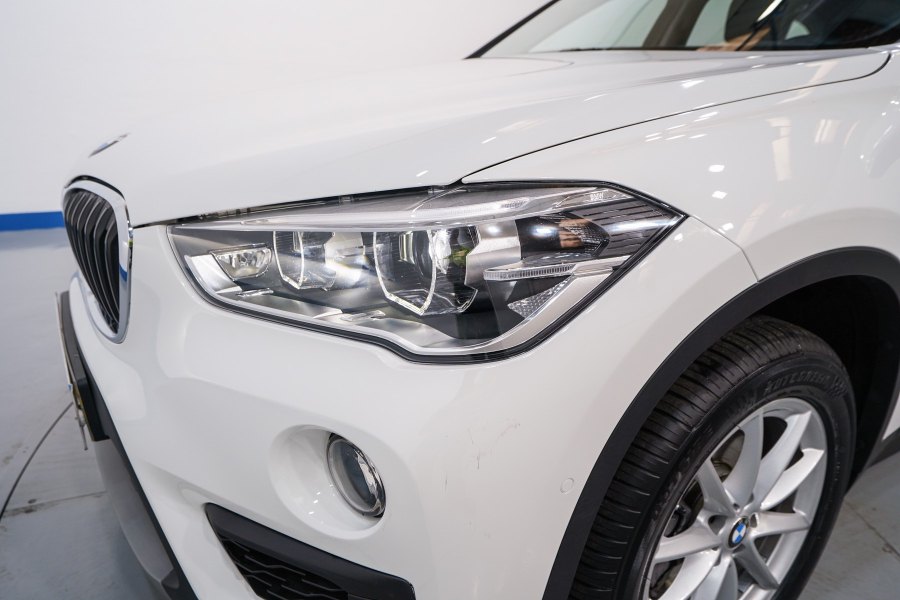 BMW X1 Diésel sDrive18dA 9