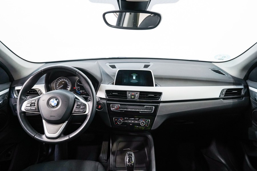 BMW X1 Diésel sDrive18dA 11