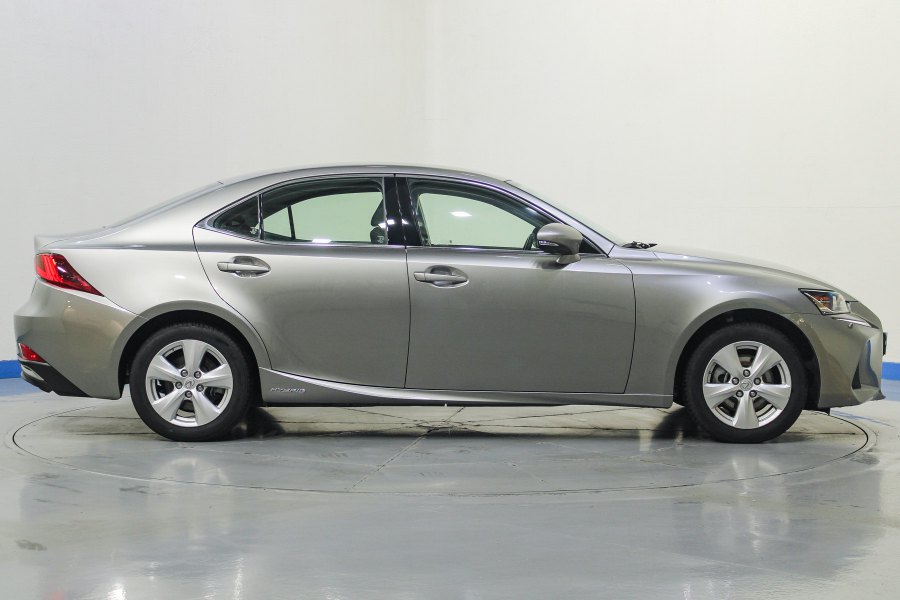 Lexus IS Híbrido 2.5 300h Business 6